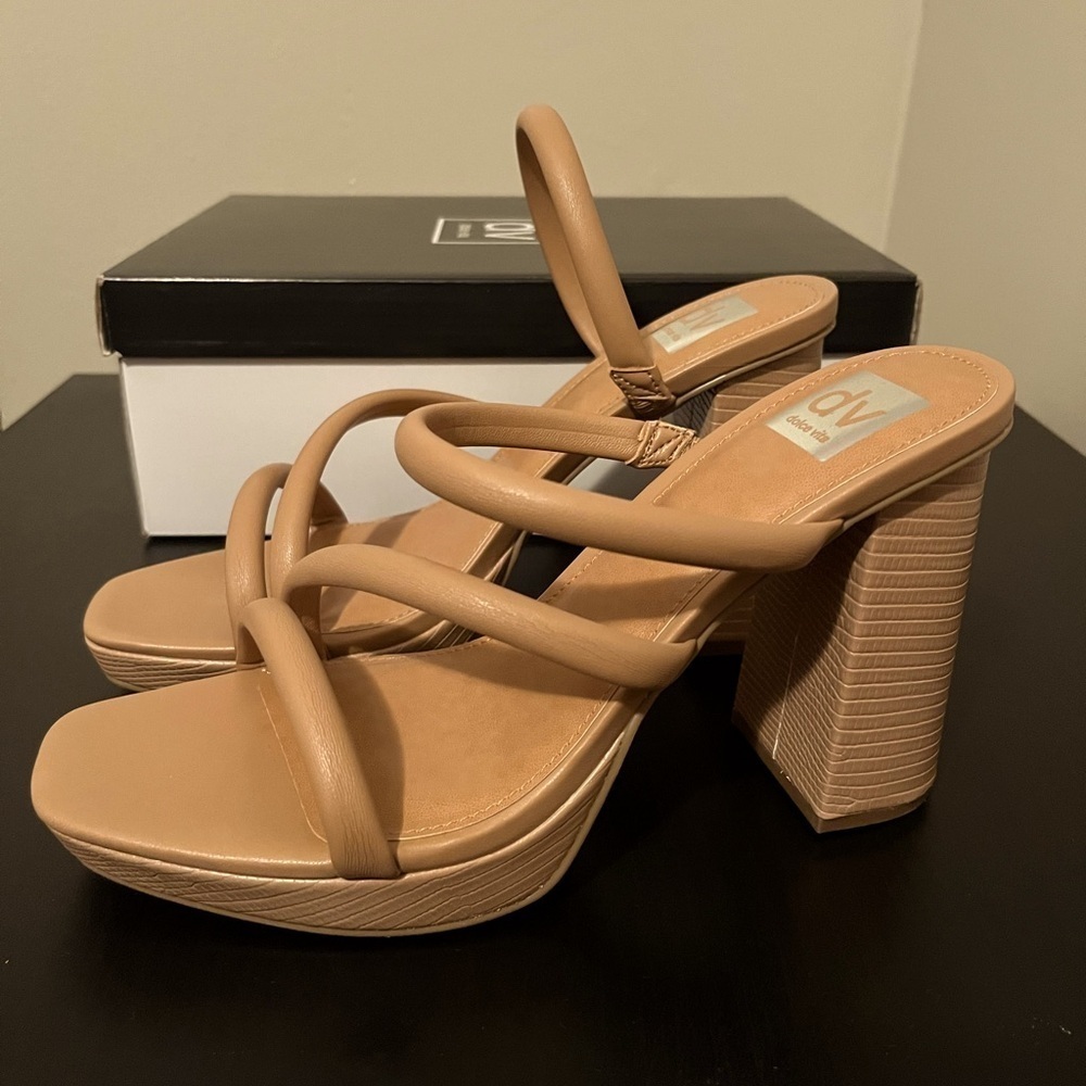 DV By Dolce Vita Pyro Platforms NWT